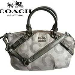 Coach Bag in Nice Condition!