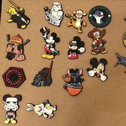 Disney Character Enamel Pins Bundle set of 20 Star Wars Mickey Donald Pooh 