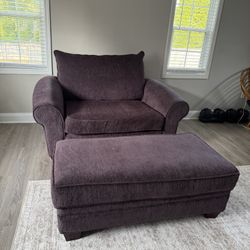 Arm Chair + Ottoman 