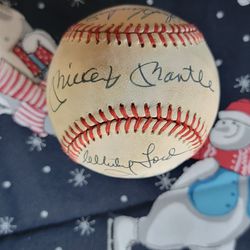 Mickey Mantle Signed Baseball With PSA Loa