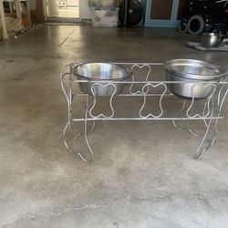 Elevated Dog Food Dish