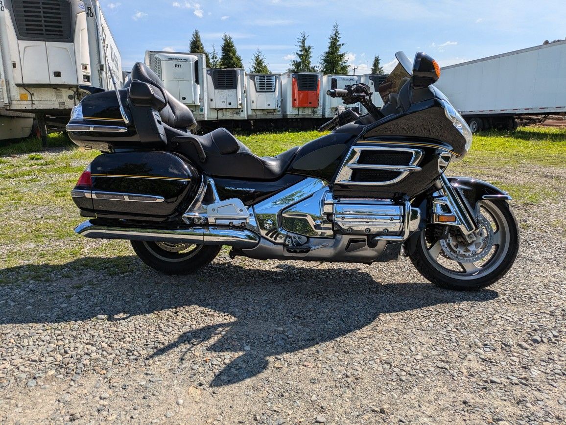 2006 Gold Wing