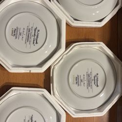  M.I. Hummel "Little Companions" 4 Piece Plate Collection 