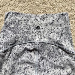 Lululemon athletica leggings size 4