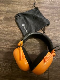 Noise Cancellation Headphones