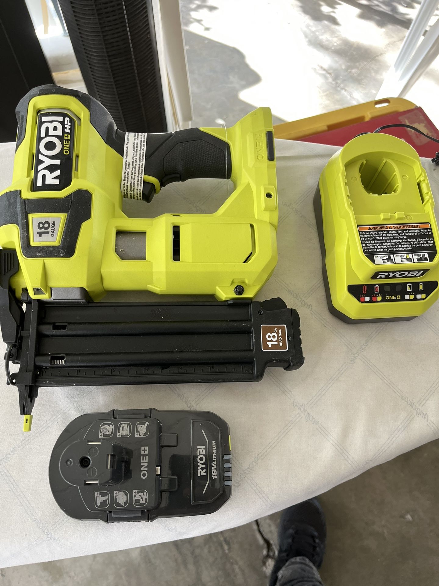 New Ryobi 18v Brad Nailer 18 Ga Kit