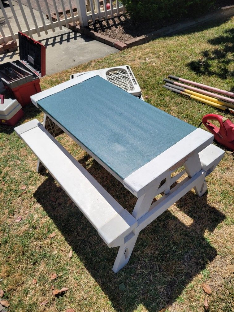 Folding Childs Table And Bench