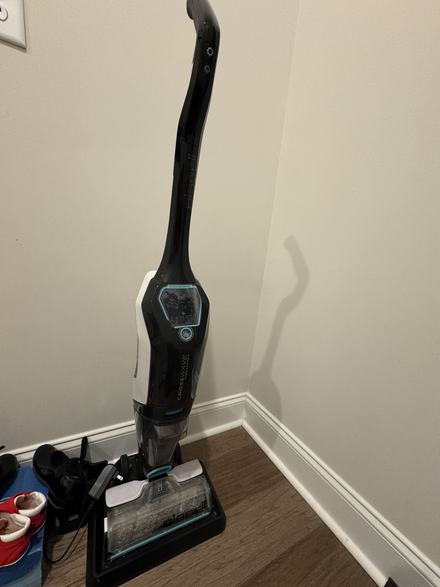 Bissell CrossWave Cordless Max Vacuum Mop All in One Wet and Dry Vac Combo Hard Floor Cleaner and Area Rugs