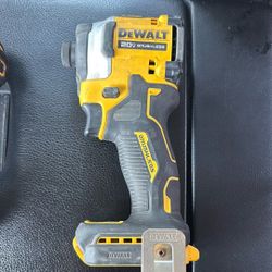 20v Max DeWalt Impact Driver And Drill