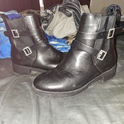 Black Boots