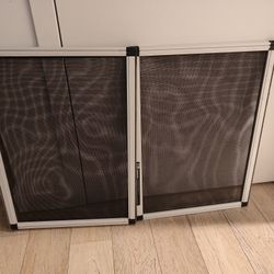 Expandable Window Screens