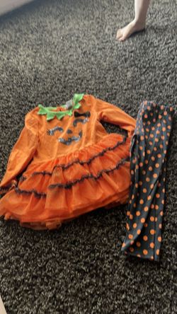 4T Girl Halloween Outfit$10