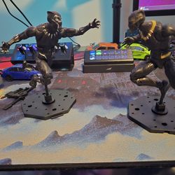 Marvel legends Black panther & Killmonger