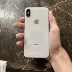 iPhone X (64Gb) Brand New)