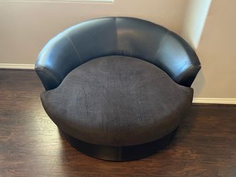 Swivel Couch