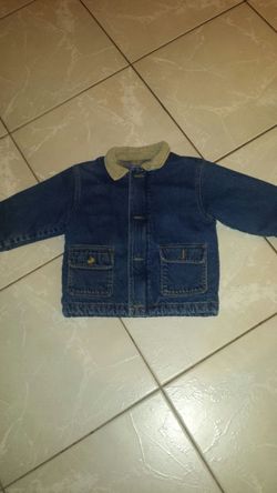 Boys lined denim jacket by Carter's. Great condition. Not sure of size, but good for a boy aged 4-6 I would guess.
