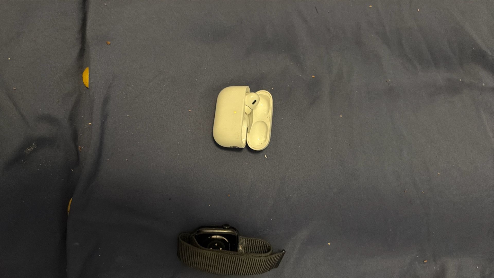 AirPod Pro 2 With Right Earbud Missing