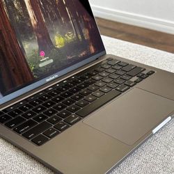 Apple MacBook Pro 