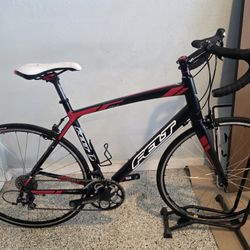 🔥🚲🔥Felt
Z85 road bike(54)🔥🚲🔥