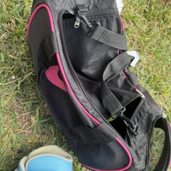 Nike Duffle Bag For 10 Dollars In Very Good Condition 