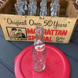 *Pepsi-Cola (swirl) Soda Bottle 8oz 1963