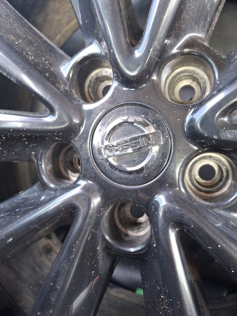 Two 19in Rims For 2017 Nissan Maxima (120 ea.)obo