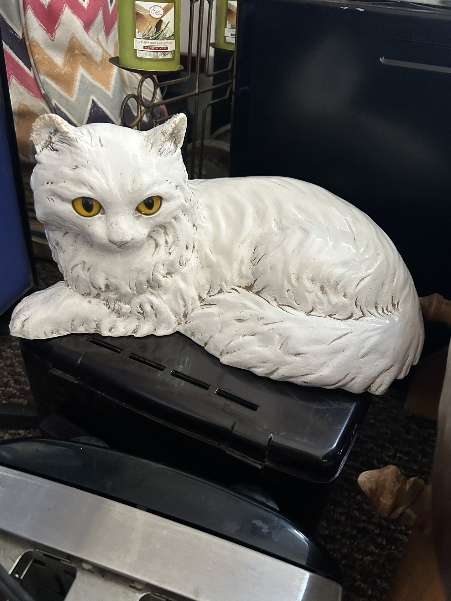 1983 HOMCO Persian White Cat Statue Sculpture Figurine - Vintage