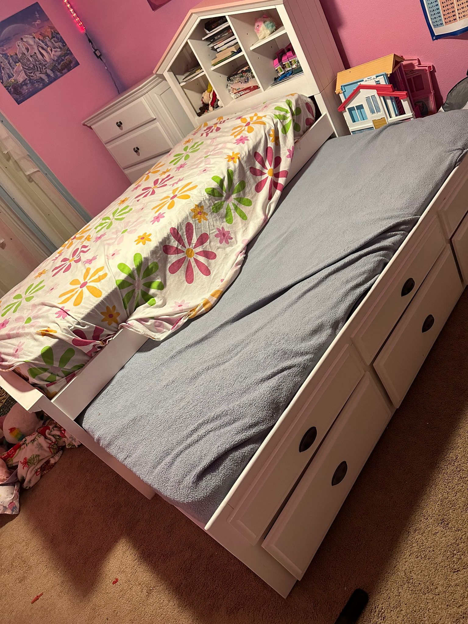 Bed Double And Chests