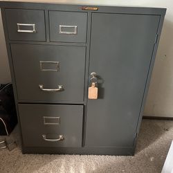 Steelmaster Metal Cabinet - Vintage