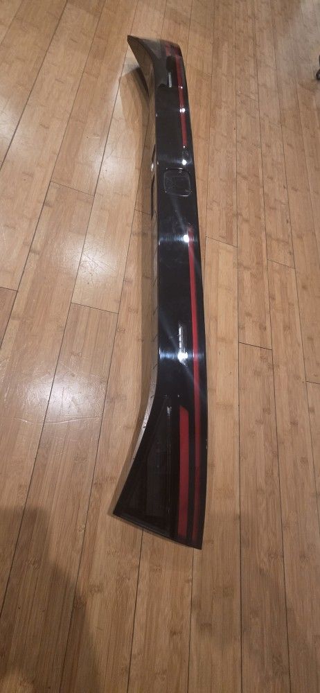 2023-2025 Honda Accord Trunk Lid Hatch Center taillight Panel Oem
