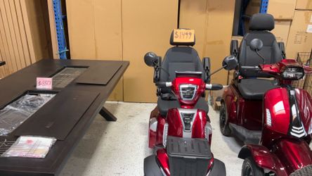 ELECTRIC  SCOOTERS