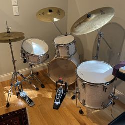 SONOR AQ2 Safari Maple 4-Piece Shell Pack White Marine Pearl with Zildjian Cymbal Variety Package