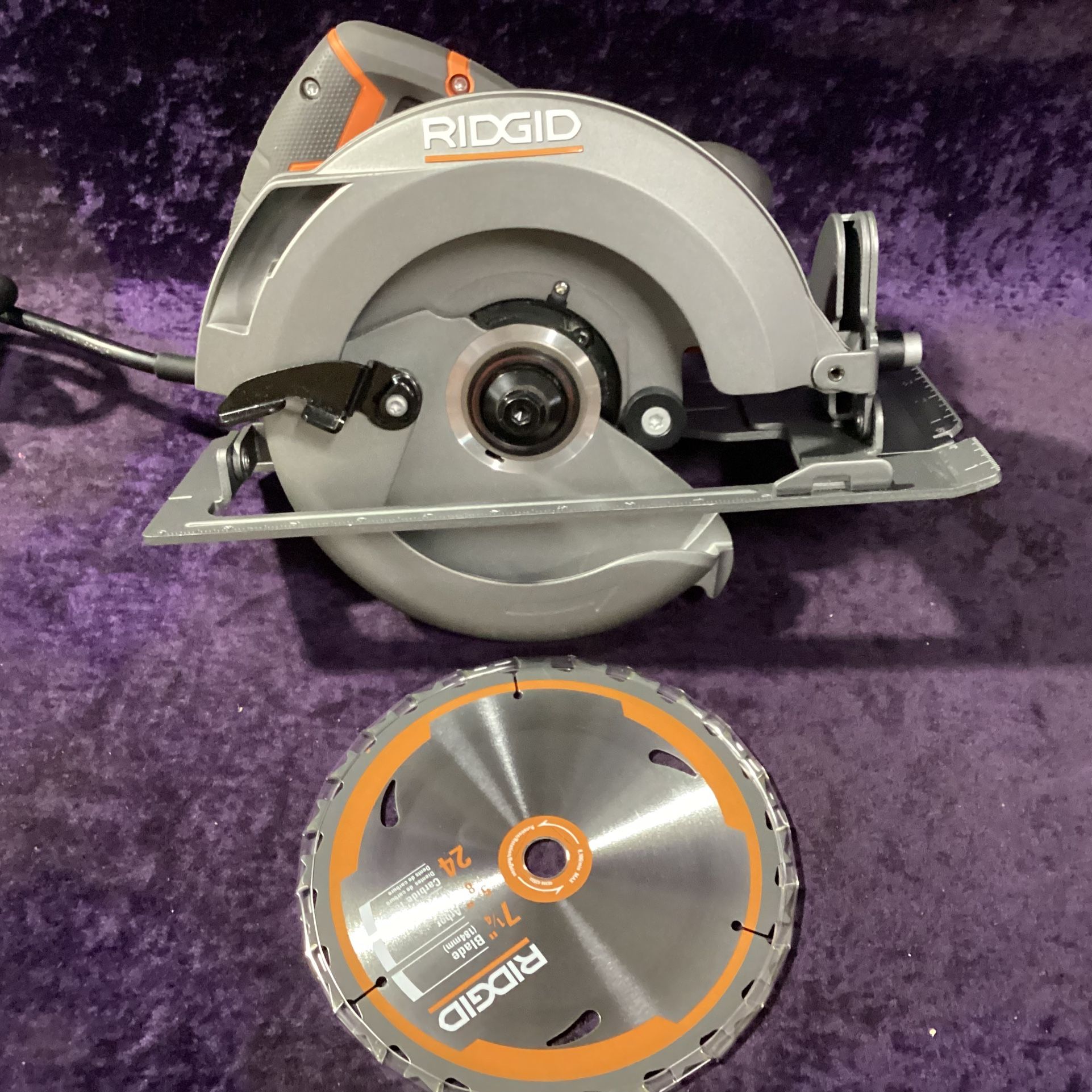 🛠🧰RIDGID 15 Amp 7-1/4” Circular Saw w/Blade NEW CONDITION!-$95!🧰🛠