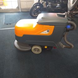 Taski Swingo 455 Floor Cleaner (Needs Minor Work And Batteries)