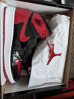 Nike Air Jordan Retro 1 Patent Bred Gs