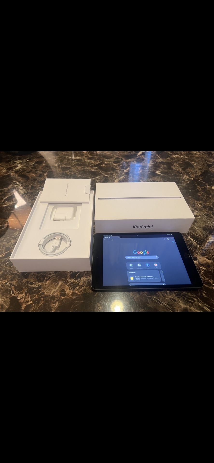 I Pad Mini 5 256gb WiFi In Excellent Condition With Original Box. Asking $100 Firm! Fabulous Deal