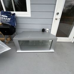 Tv Stand $10