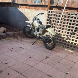 Honda I  Think Is 75 Cc Not Sure   Don’t Know The Year 