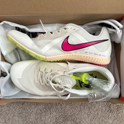 Nike Track Shoes 
