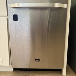 LG 24" Built-In Dishwasher – Stainless Steel