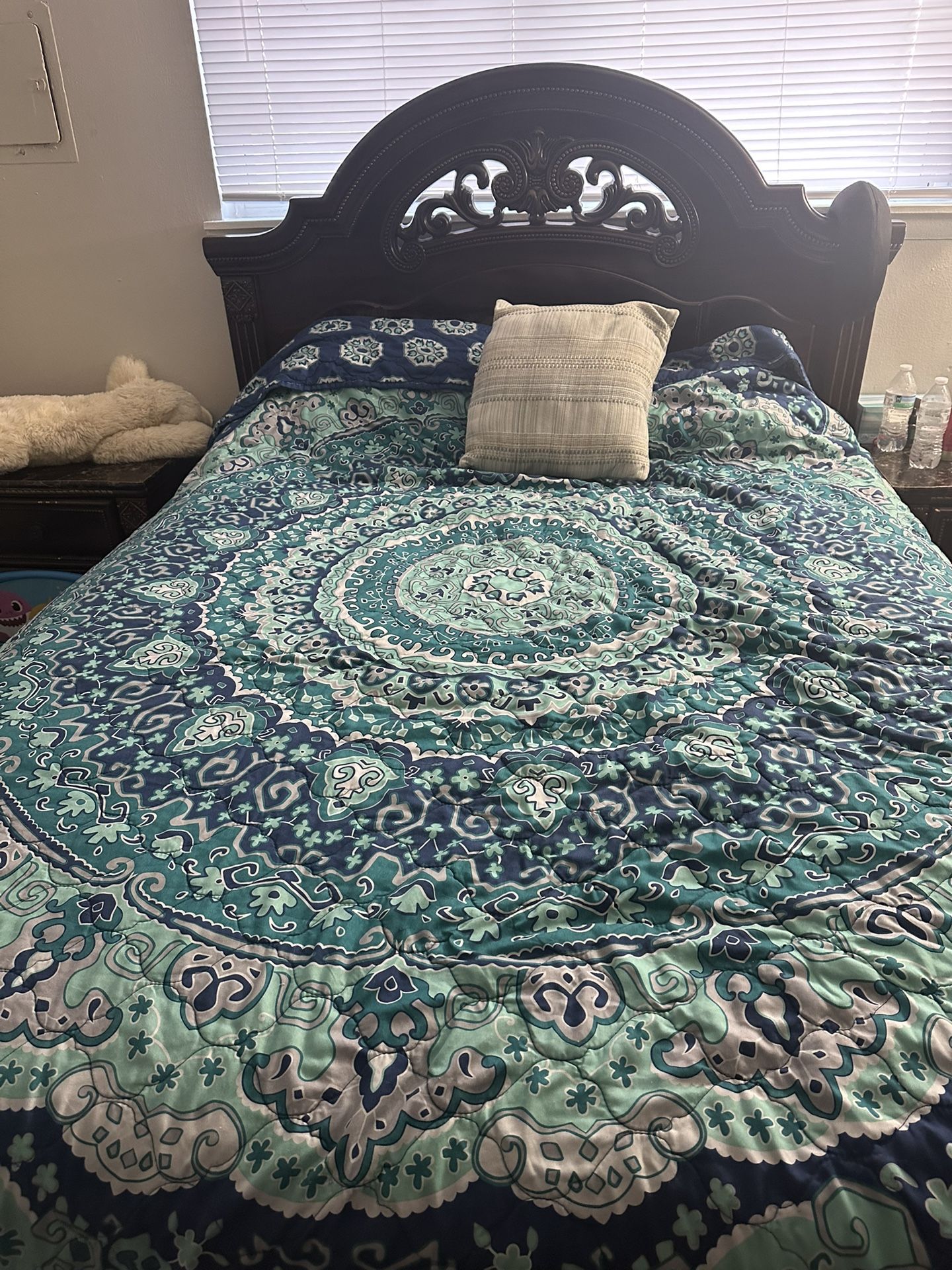 Queen Bedroom Set 