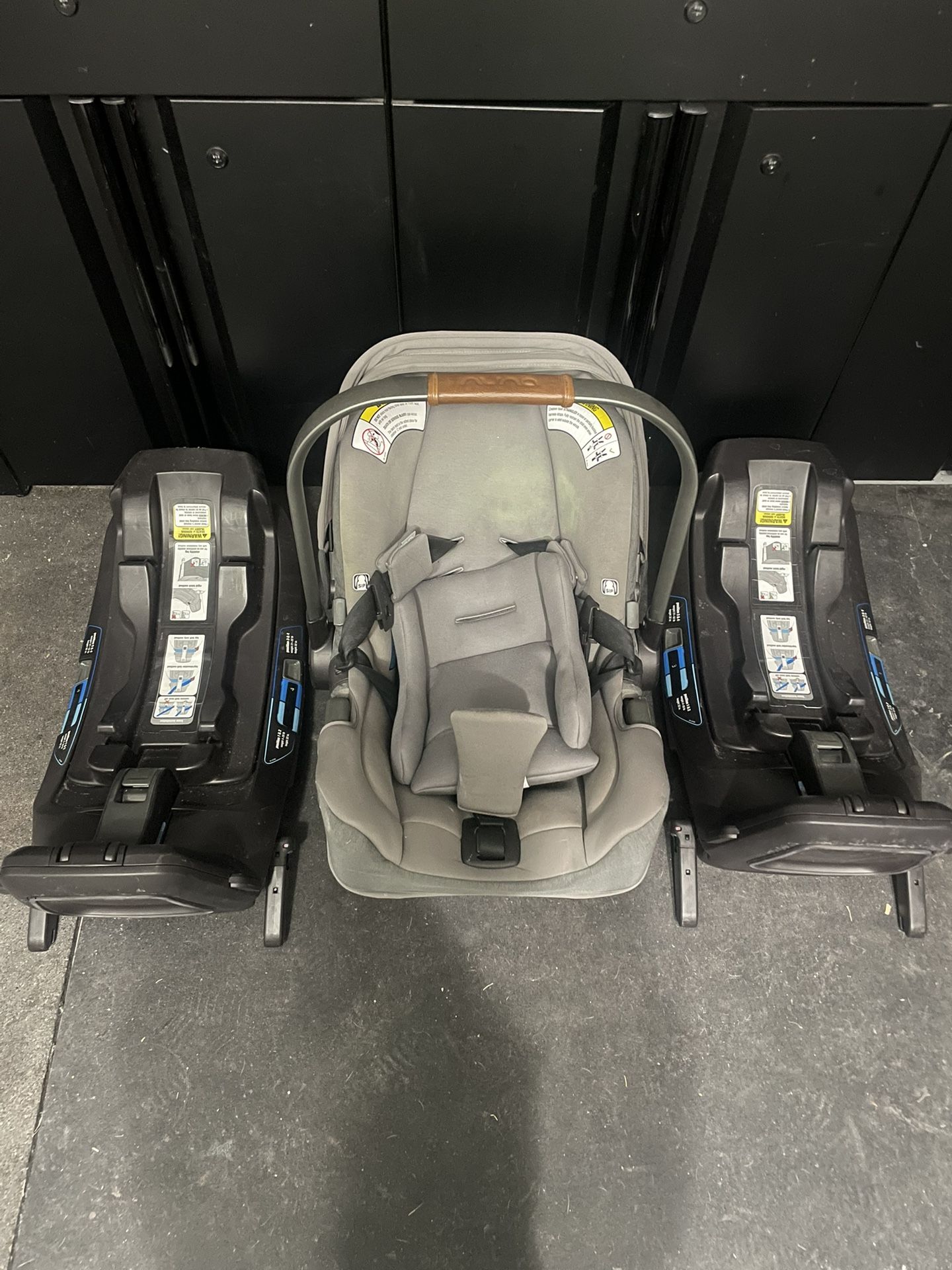Nuna Car Seat And 2 Bases