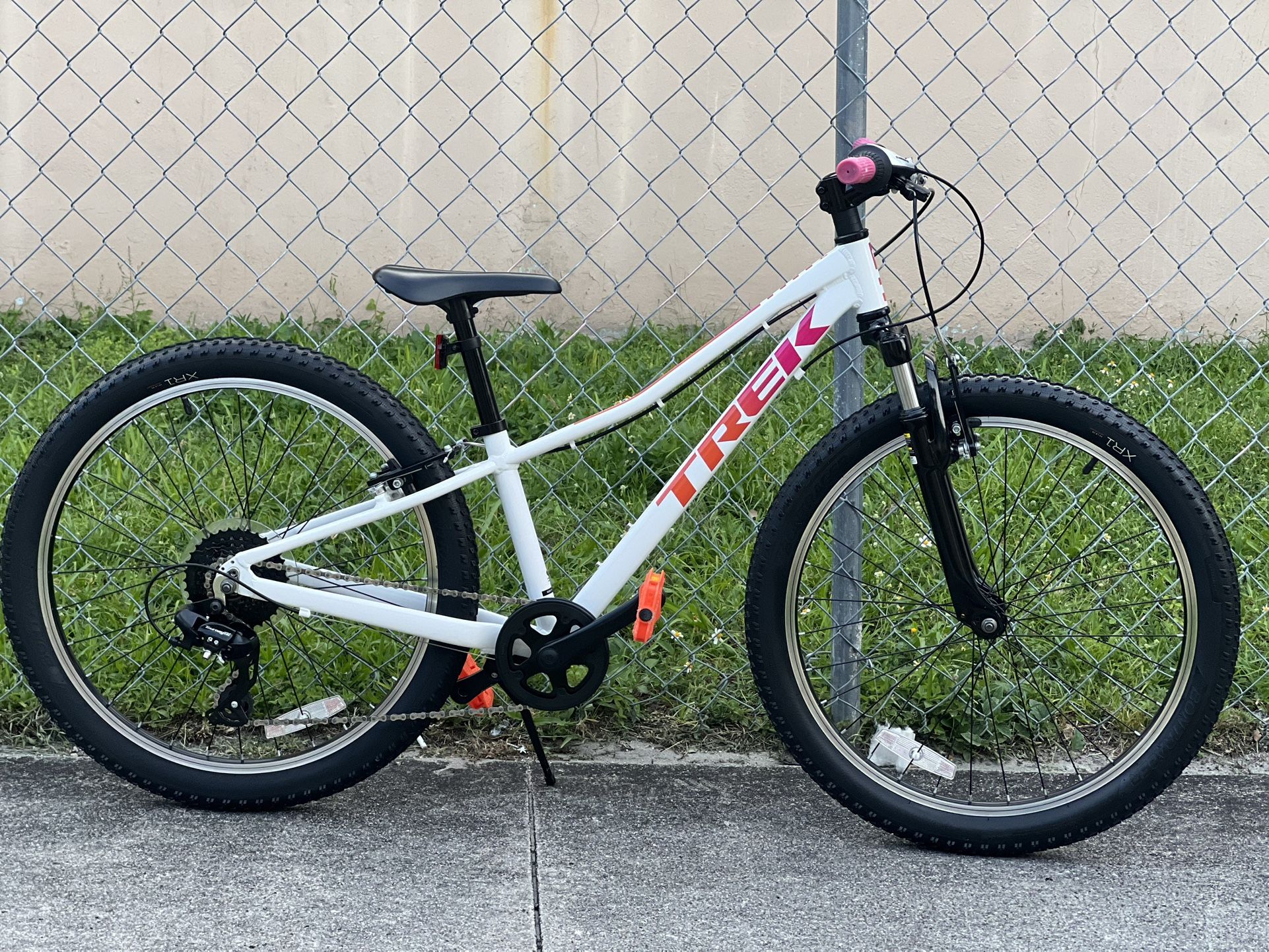 Trek PRECALIBER Kids Bike, 24 Inch