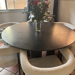 60” Round Black Dining Table