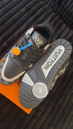 Louis Vuitton LV Trainer Sneakers