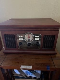 Victrola Nostalgic 6 in 1 Radio Cabinet 