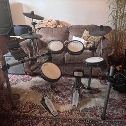 Simmons Titan 50 Electric Drum Kit - Tested and Working