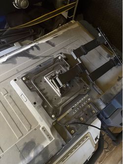 Upstar 43” flat screen