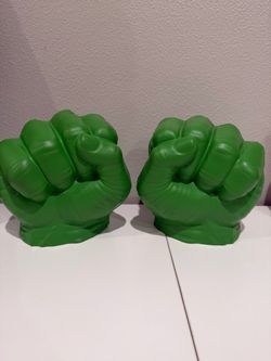 Hulk hands