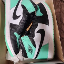 Nike Air Jordan I Green Glow size 11